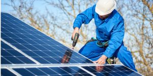 Installation Maintenance Panneaux Solaires Photovoltaïques à Compigny